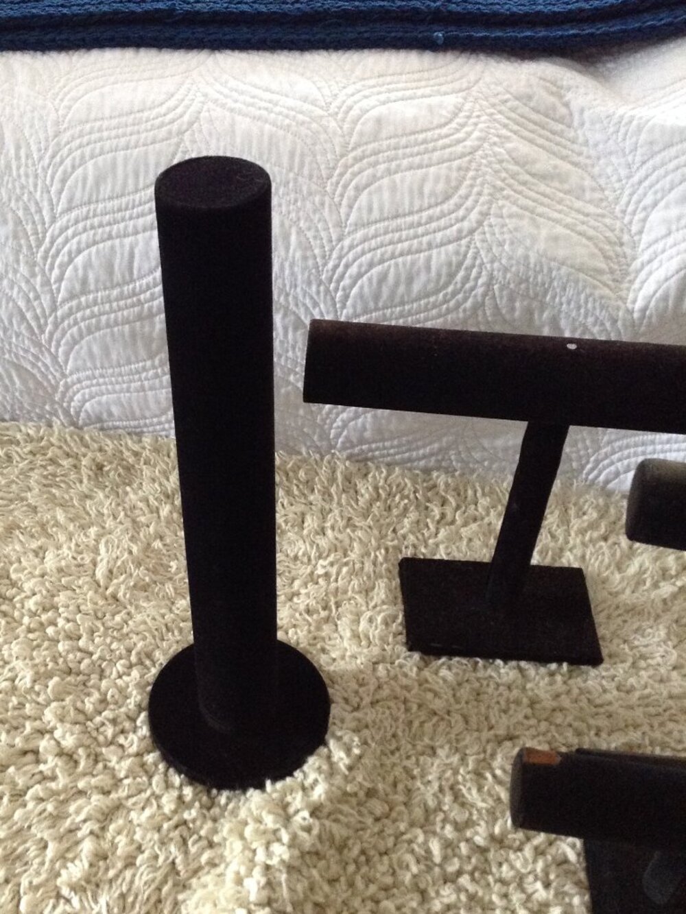 4 Velvet Jewelry Stands Used Condition Multi-purpose Shops Display Presentations - Picture 2 of 5